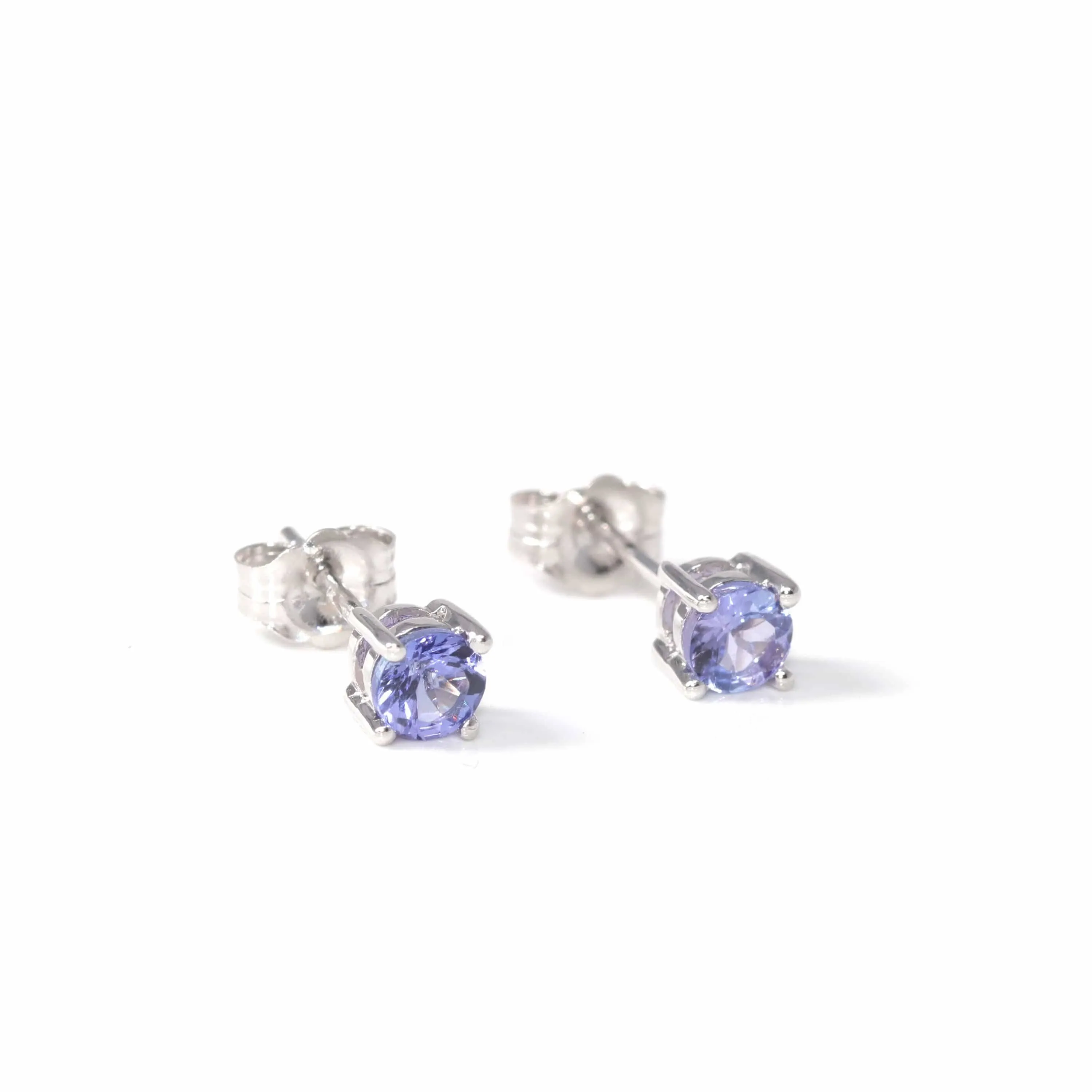Baikalla? 14k White Gold Natural Tanzanite 4 Prong Stud Earrings