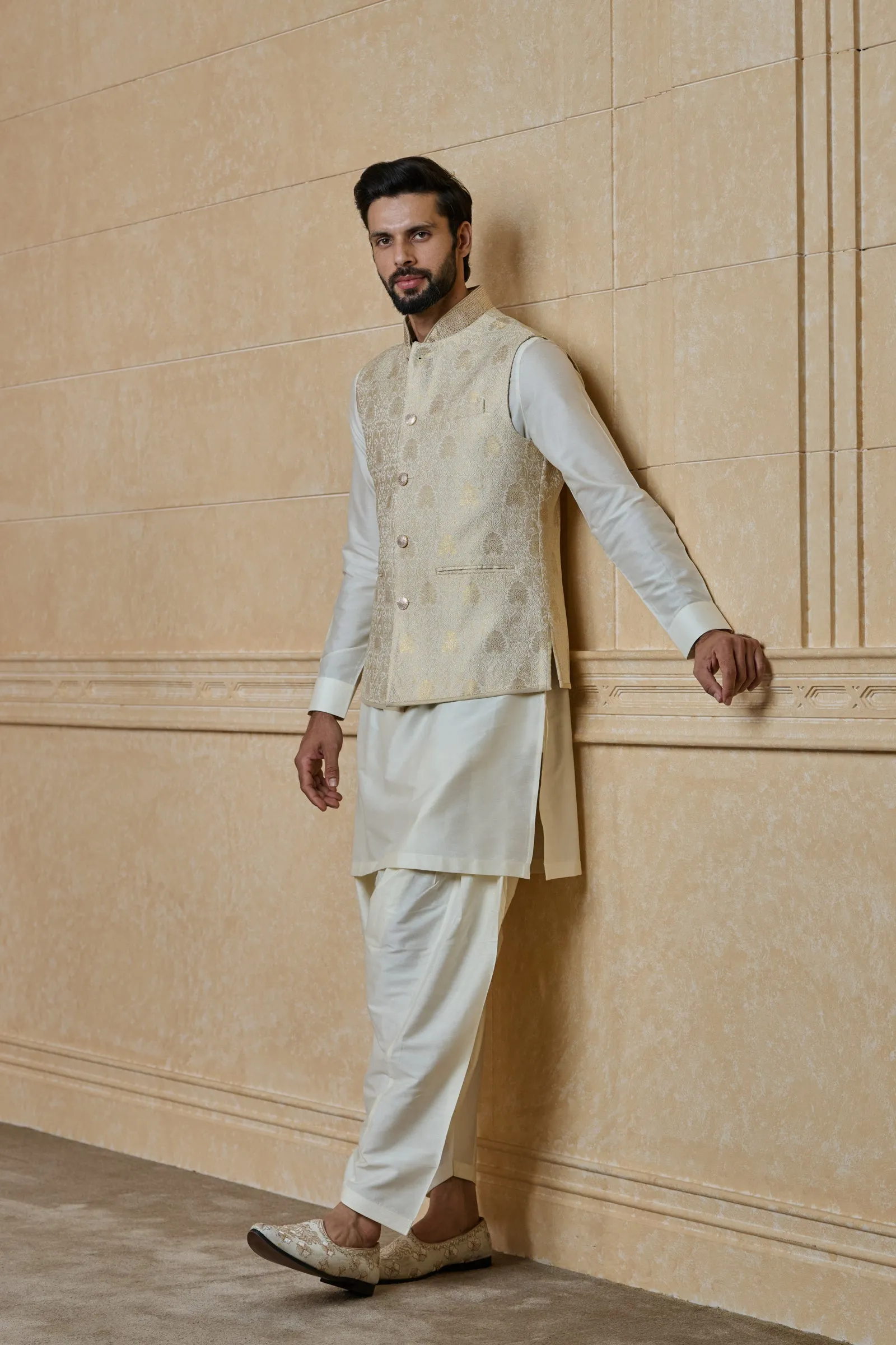 Classic Brocade Kurta Bundi Set