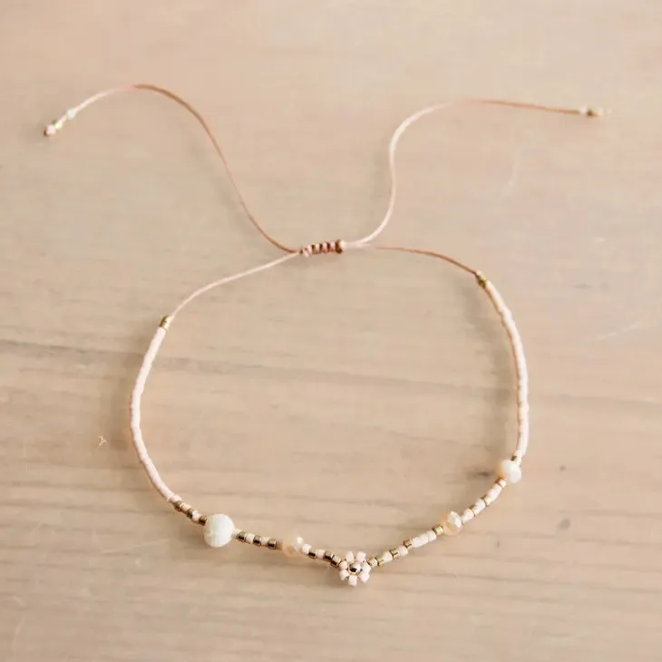 Miyuki anklet with daisy flower - nude