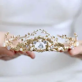"Neda" - Bohemian Pearl Bridal Tiara